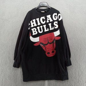 Chicago Bulls Sweatshirt Womens‎ Large Black Graphic Oversized X-Long NBA